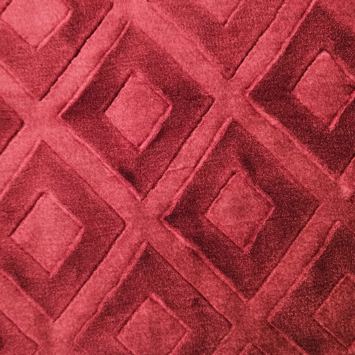 Red Diamonds - ‘Parmida’ Mink Blanket  (Double)
