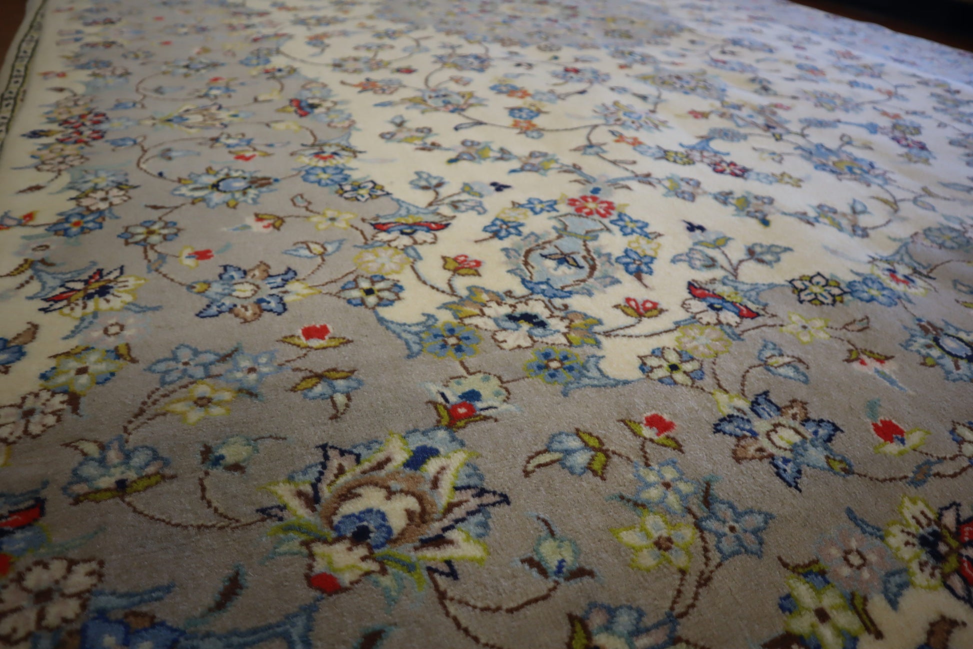 Blue Spring - Hand-knotted Persian Rug