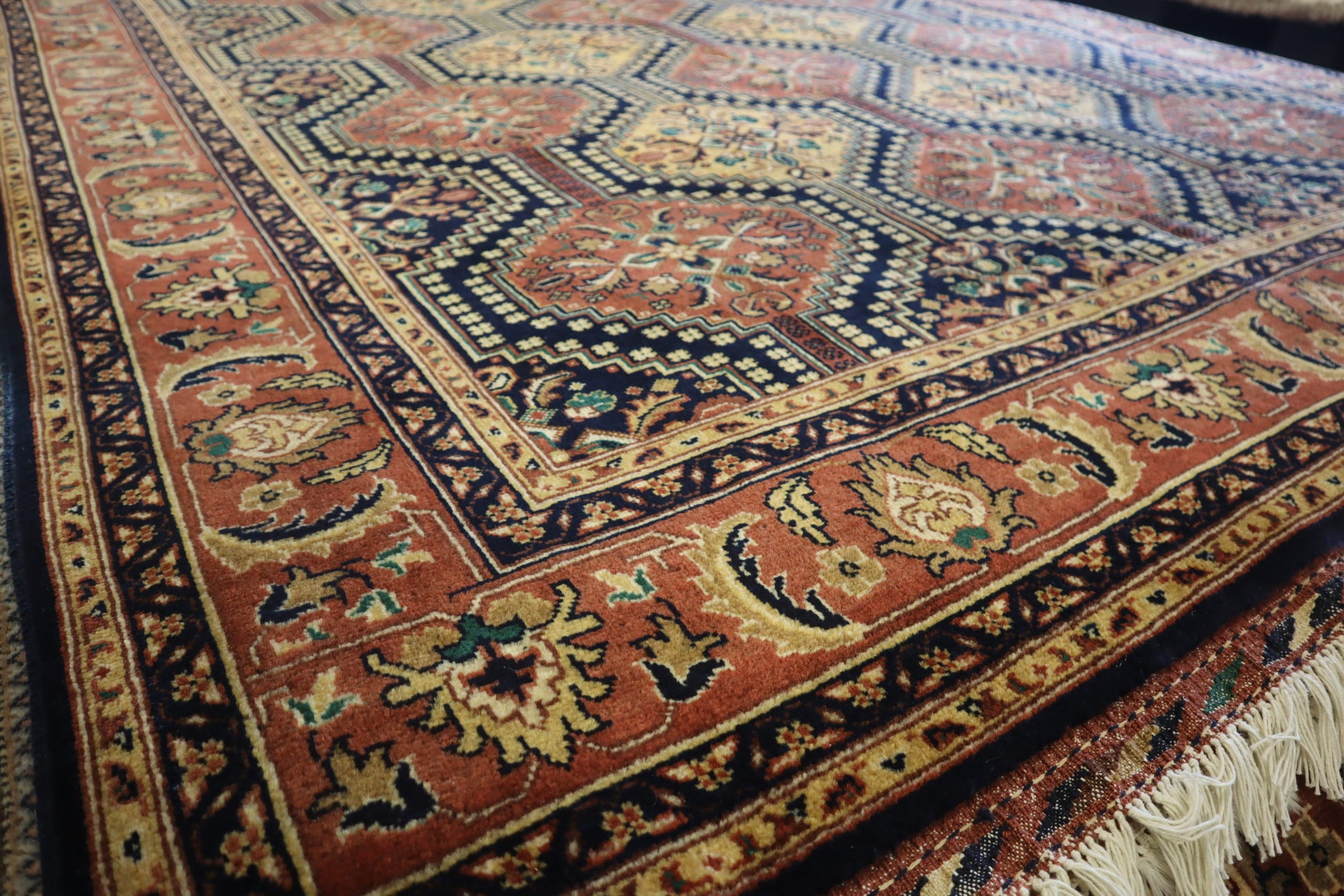 Ersari - Hand-knotted Turkomen Rug