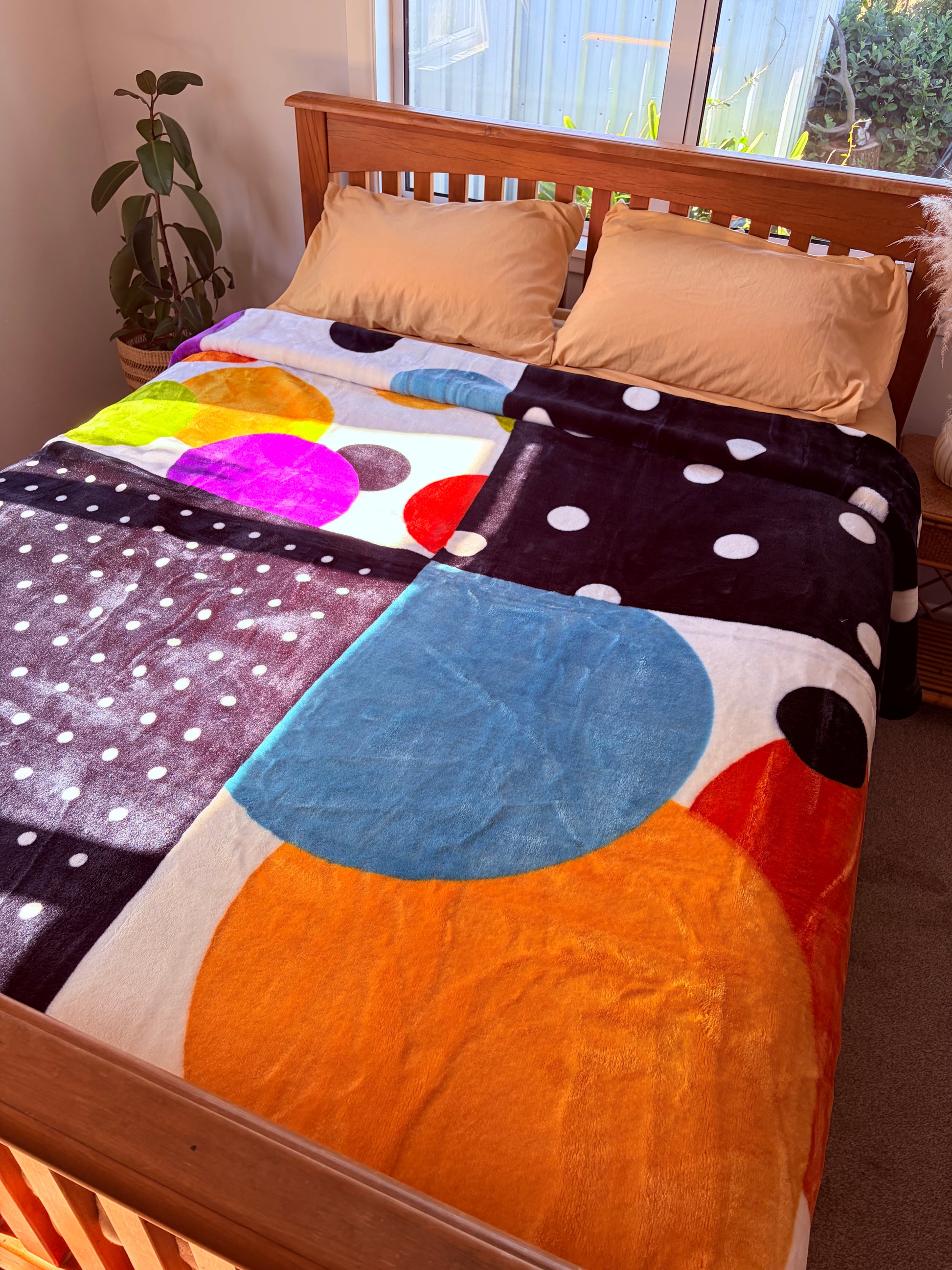 Sunset Confetti - ‘Golbaft’ Mink Blanket (King Double)