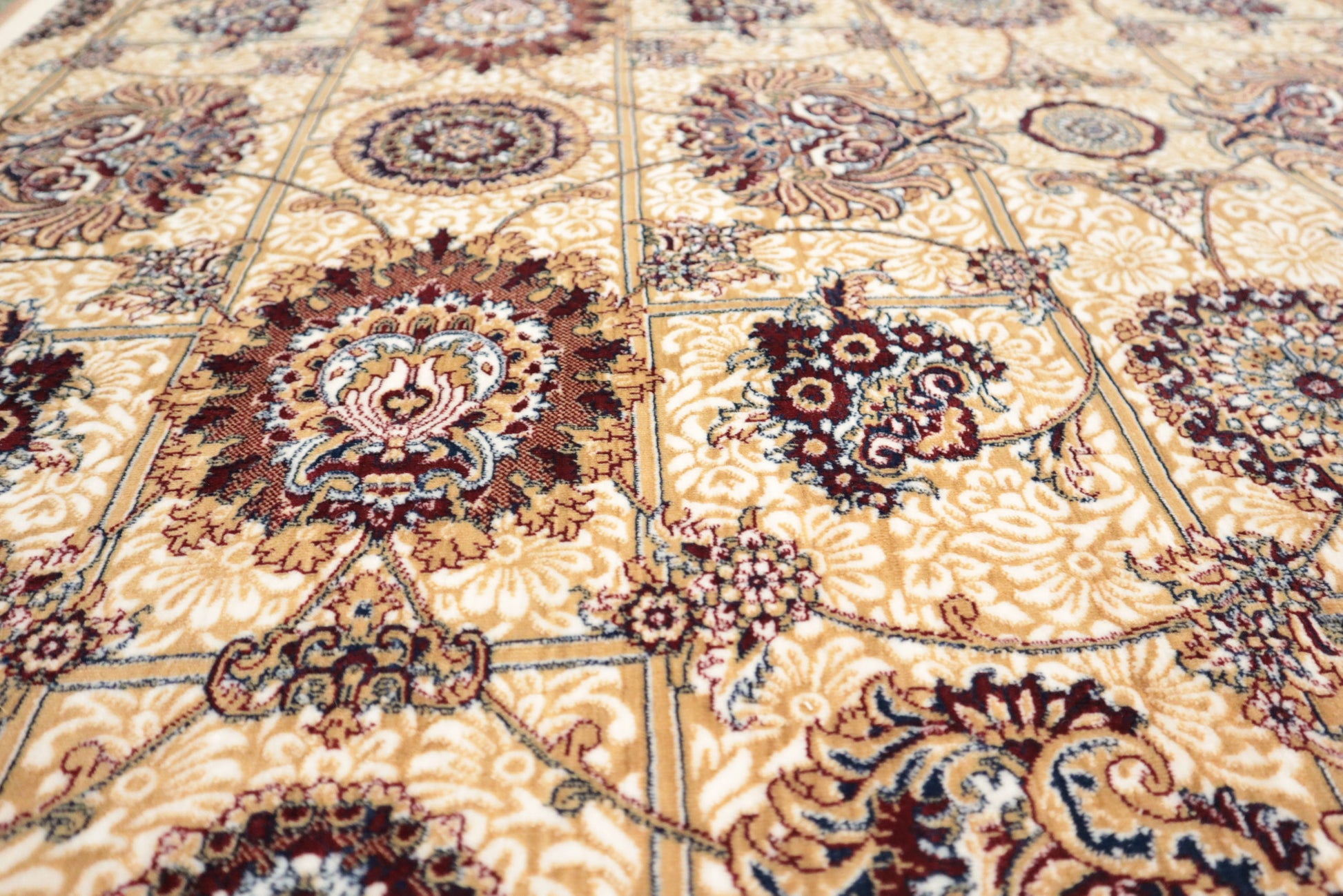 Lion  - Plush Persian Rug