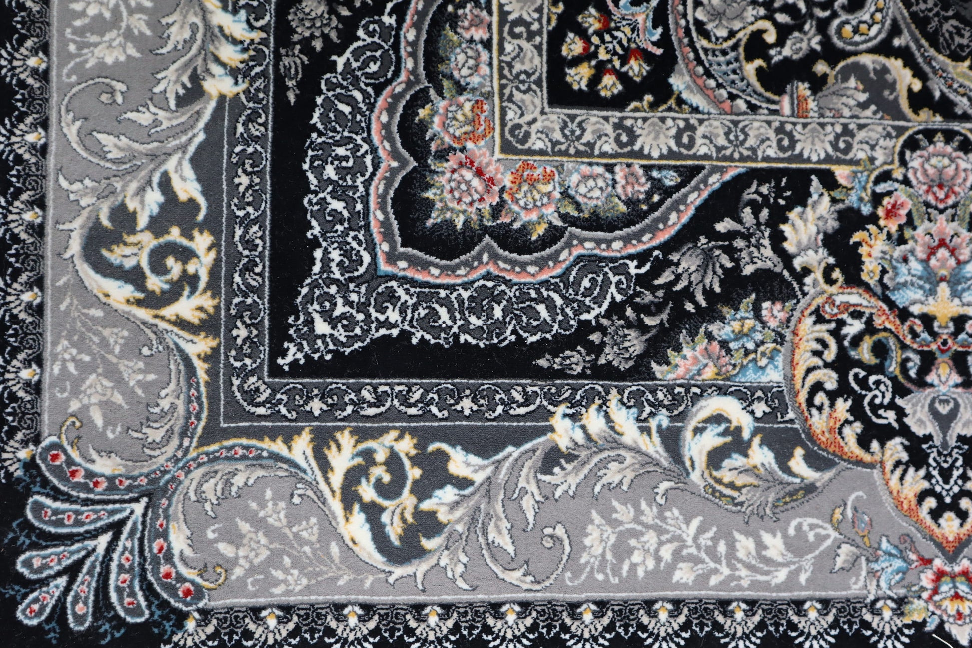 Expose - Persian Rug