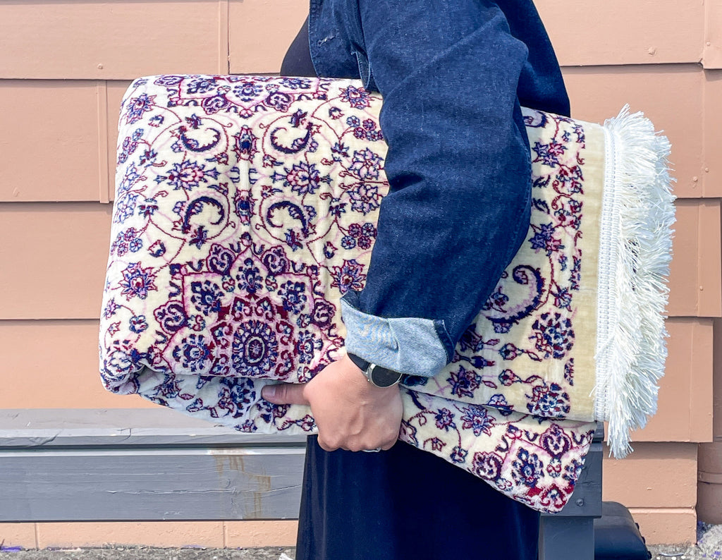 White Floral - Plush Persian Rug