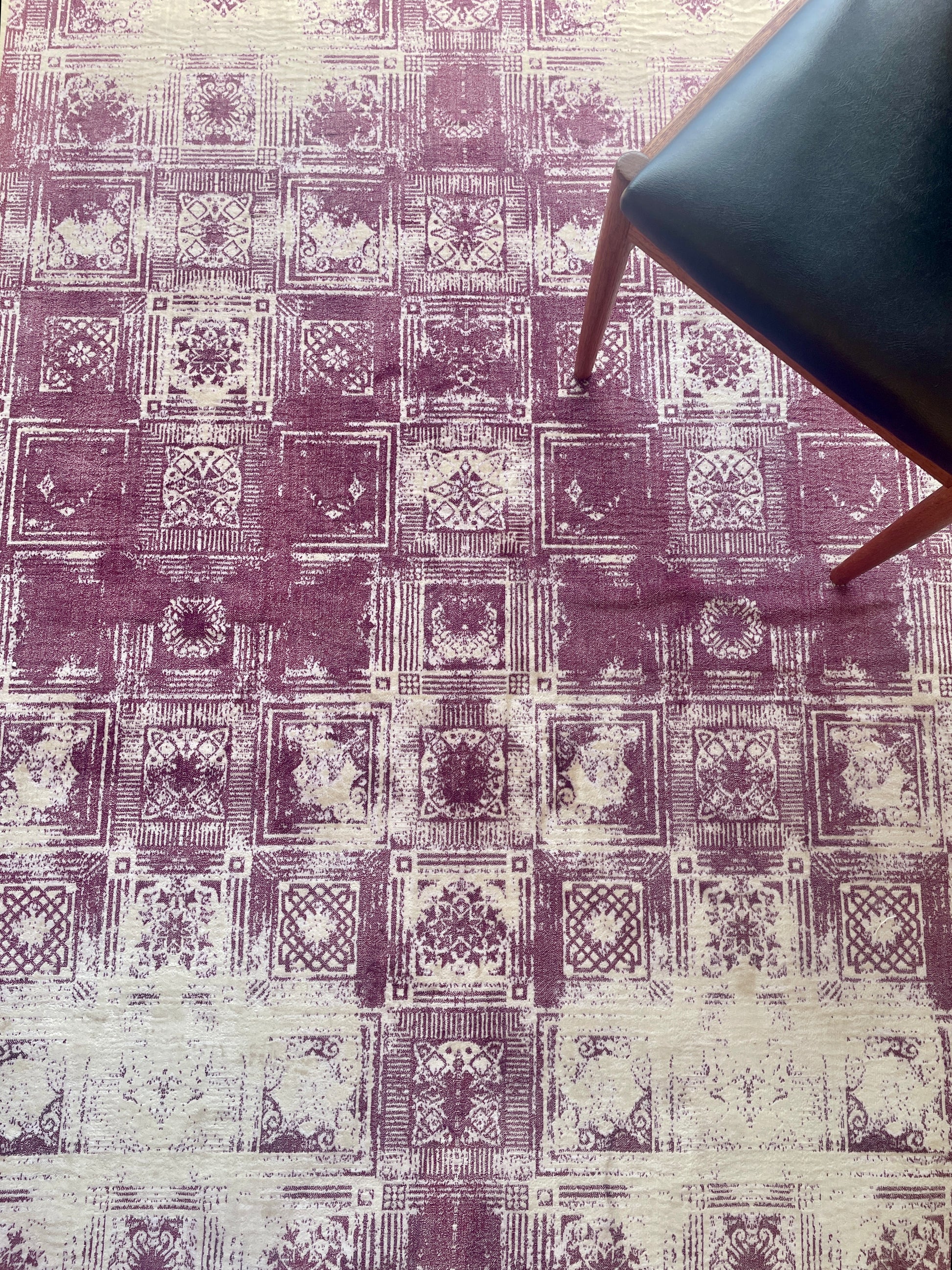 Pomegranate - Plush Persian Rug