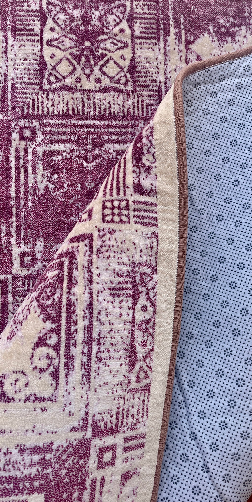 Pomegranate - Plush Persian Rug