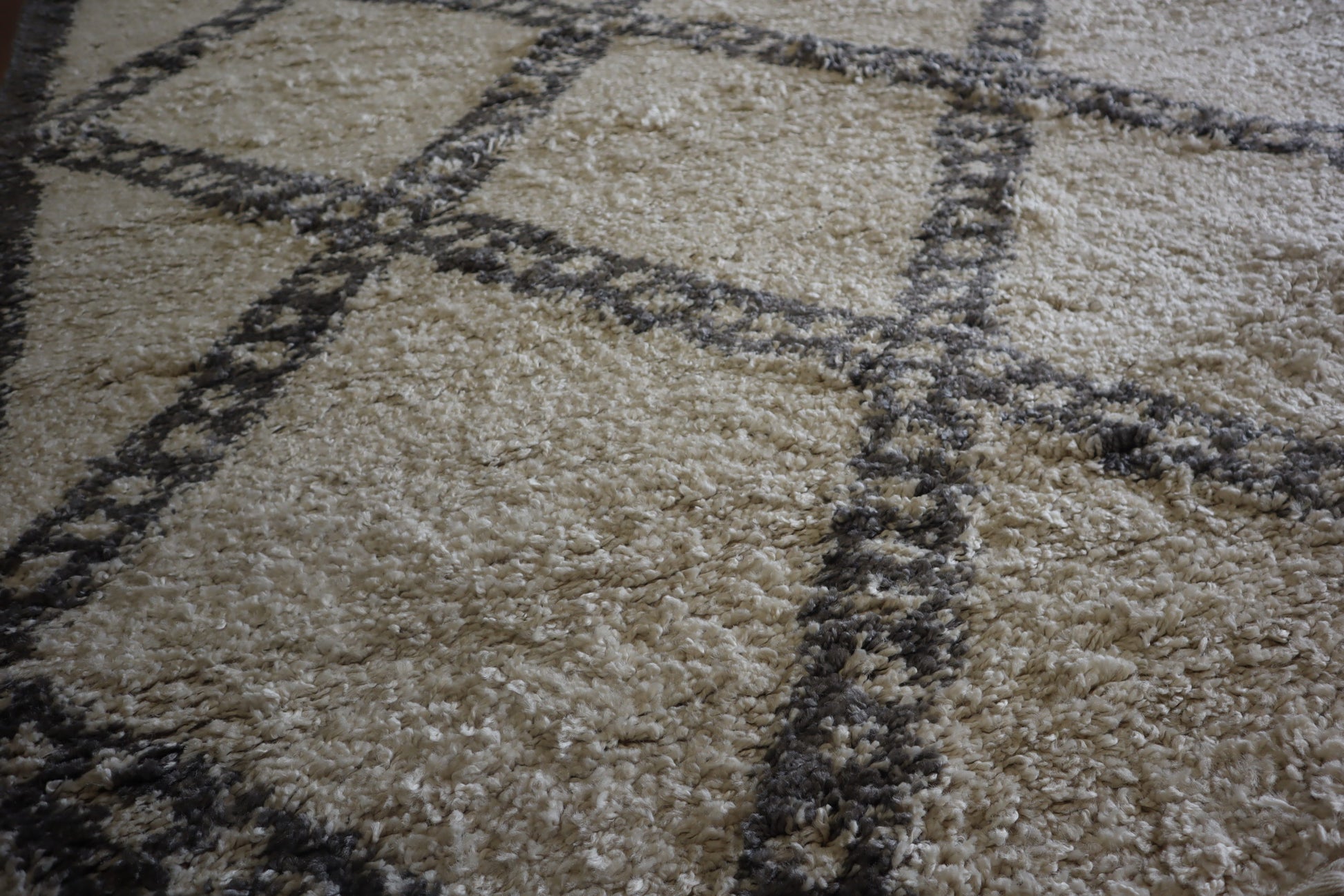 Diamond White - Turkish Rug