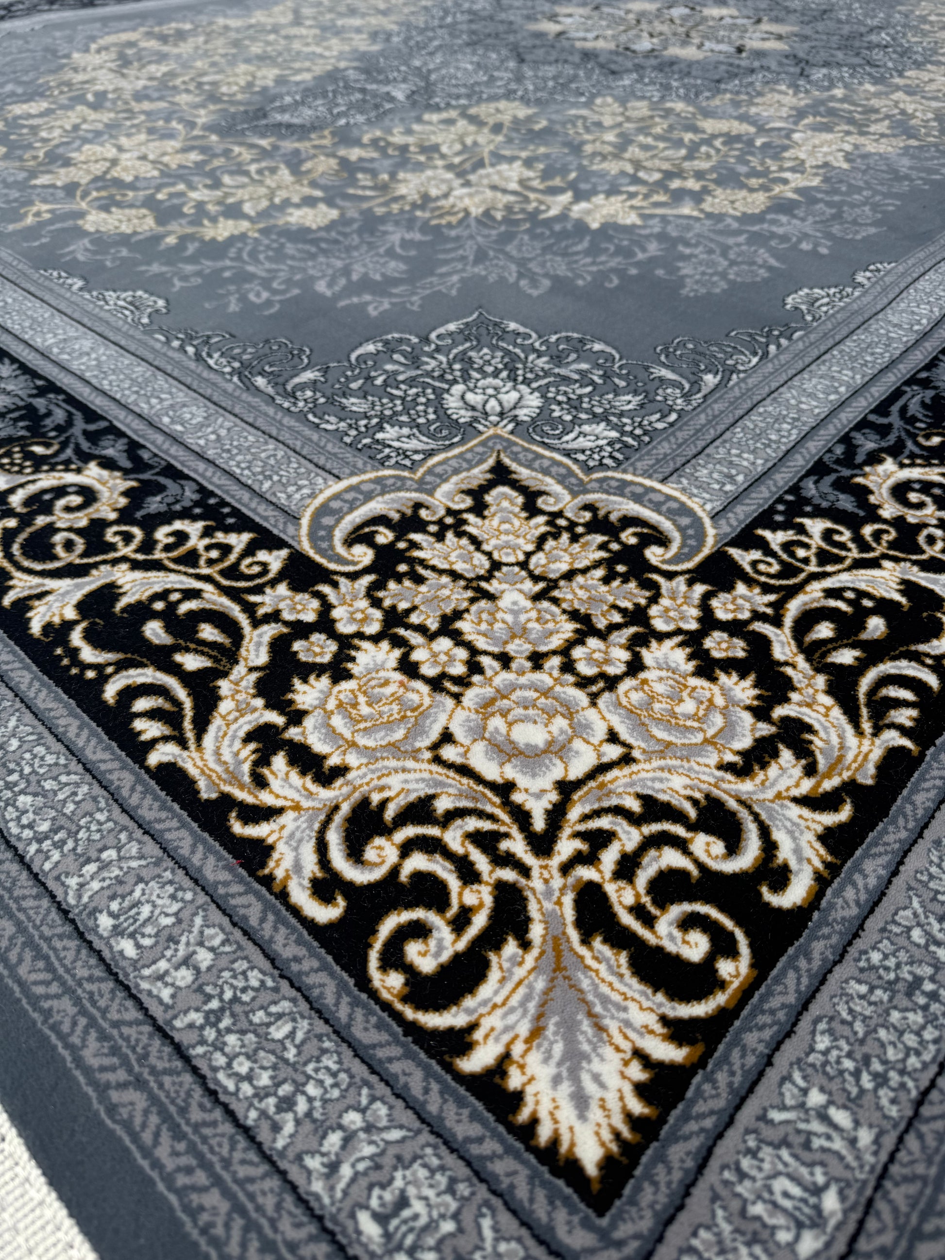 Royal Star - Persian Rug