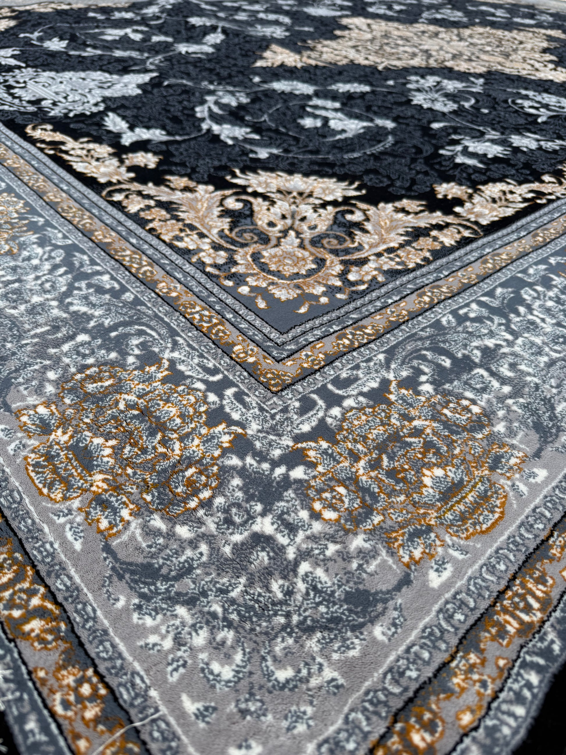 Royal Entrance - Persian Rug