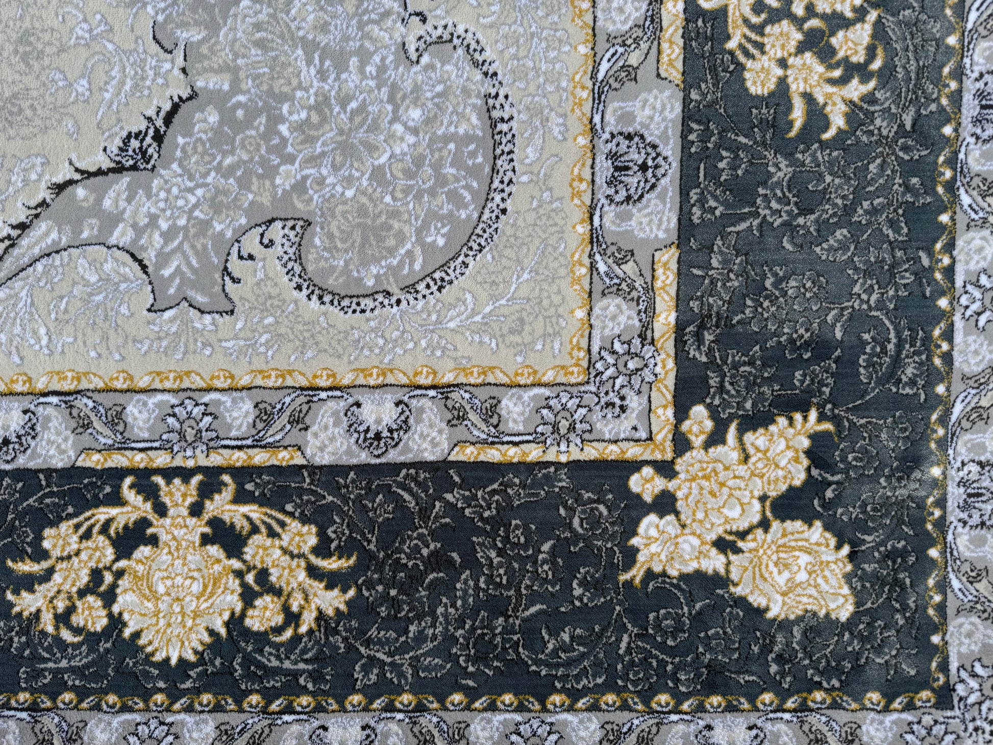 Paradise Gate - Persian rug
