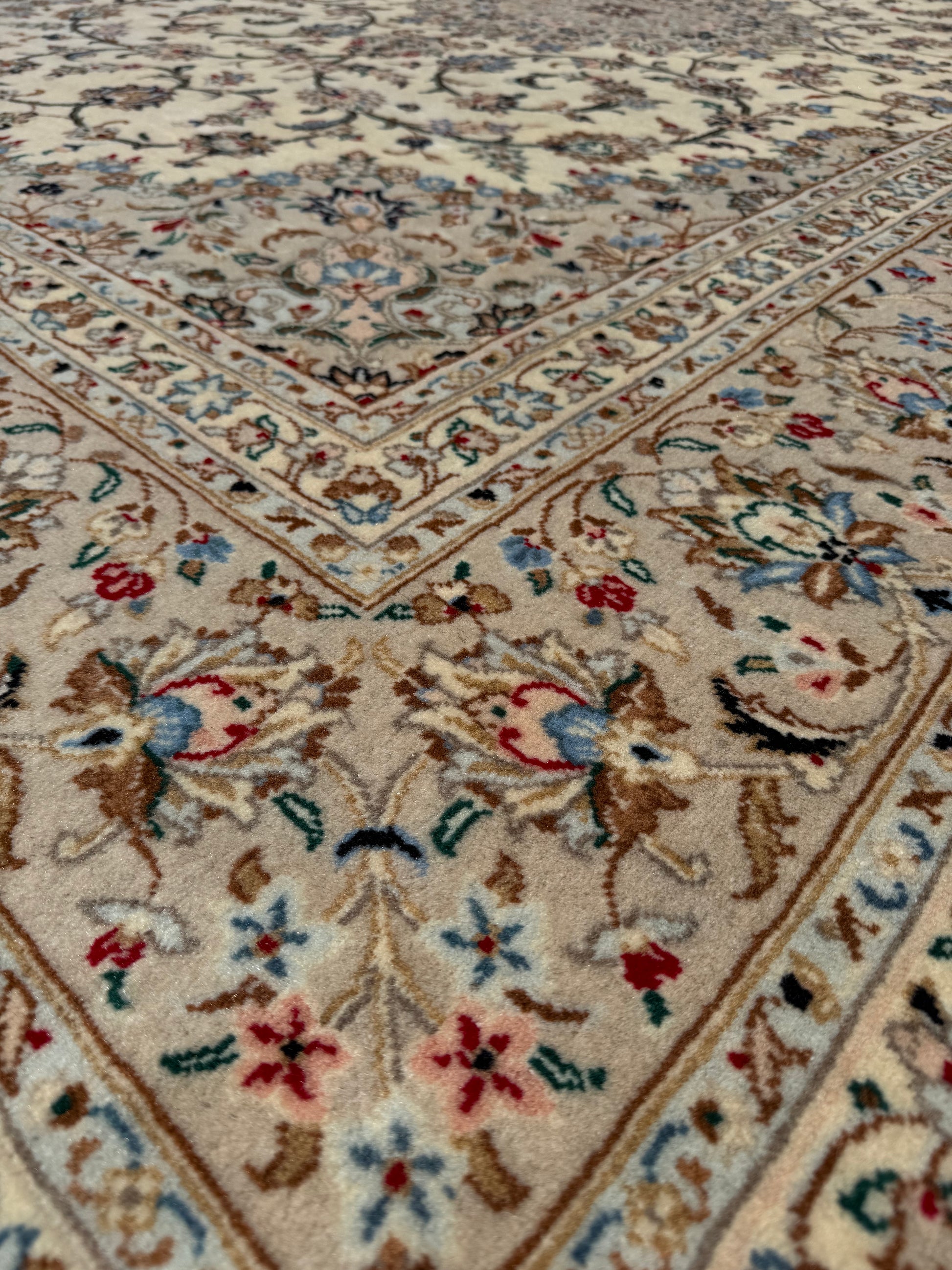 Ardakan - Hand-Knotted Persian Rug
