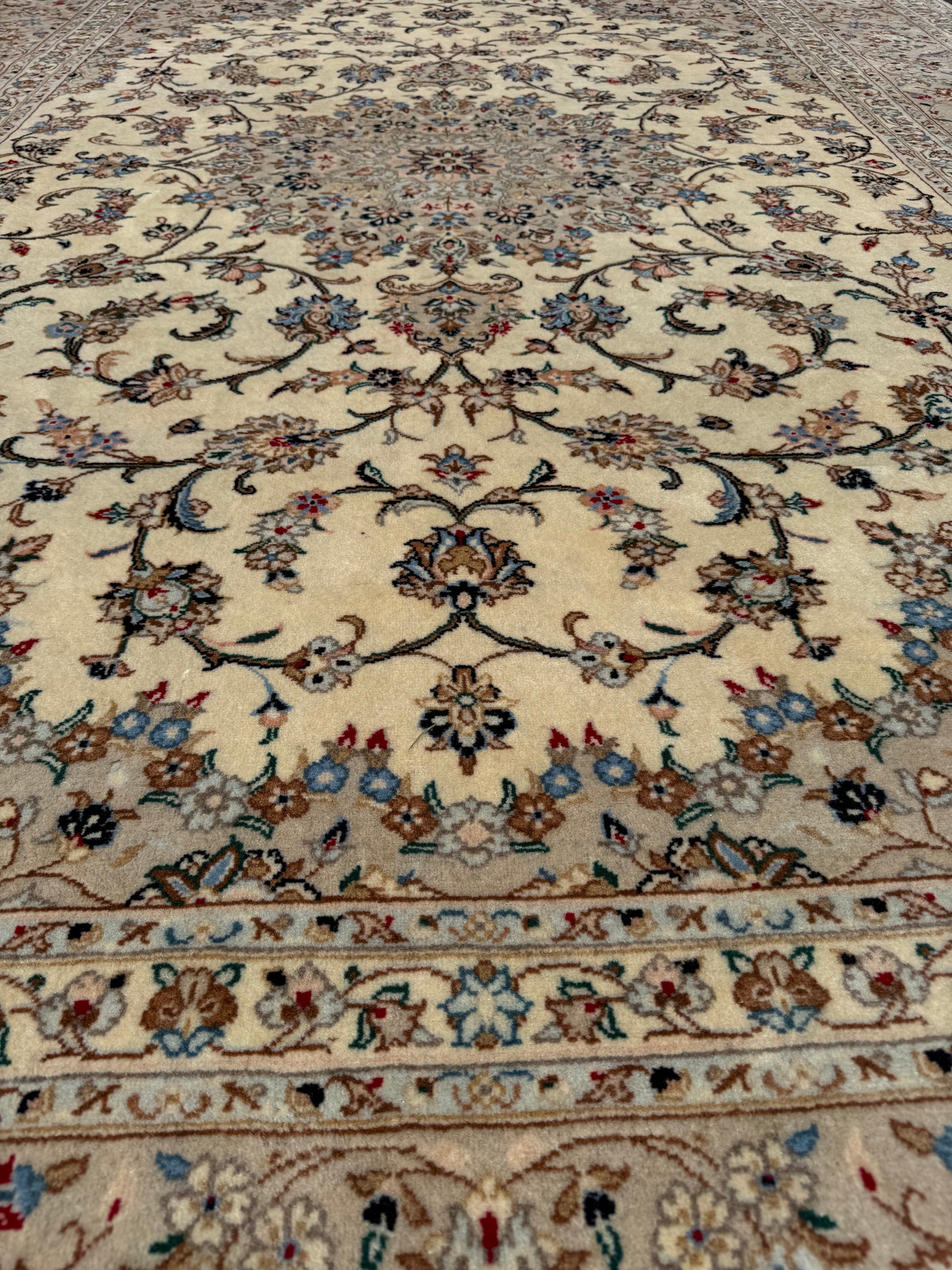 Ardakan - Hand-Knotted Persian Rug