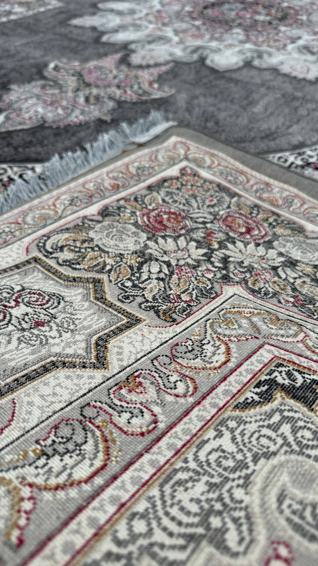 Silver Zayandeh- Persian rug