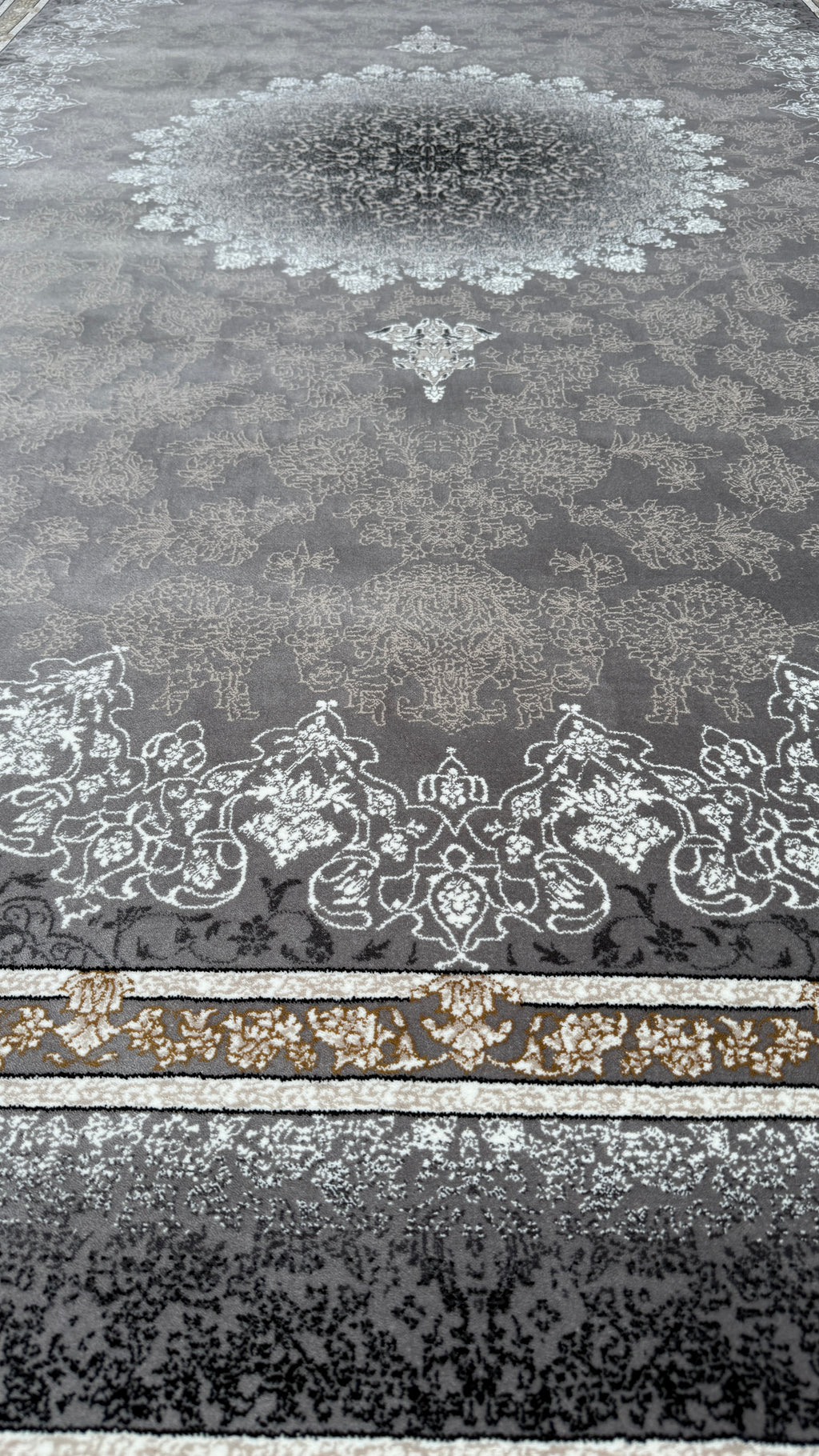 Grey Iris - Persian rug