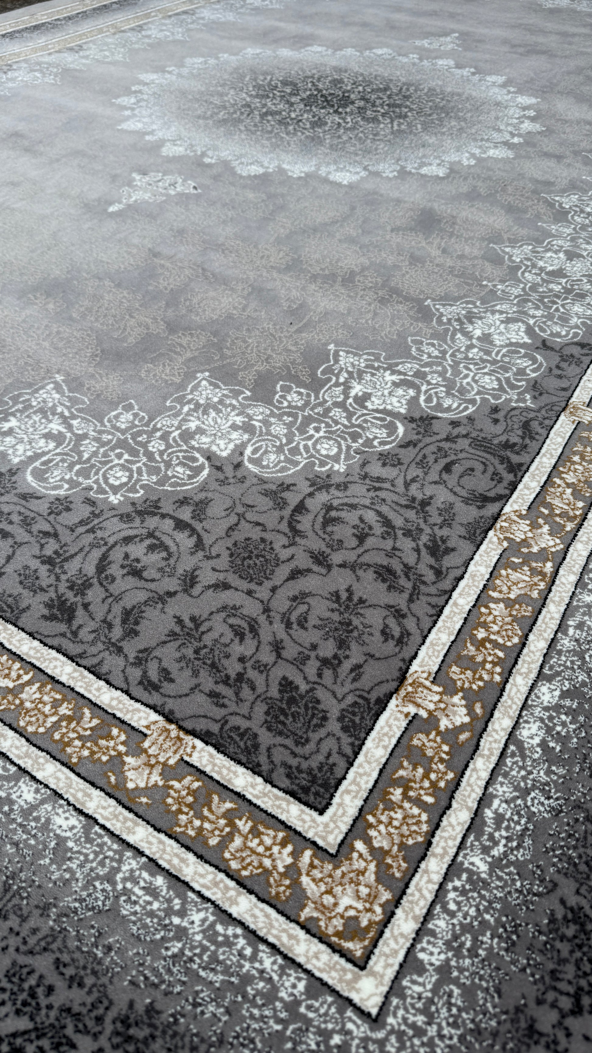 Grey Iris - Persian rug