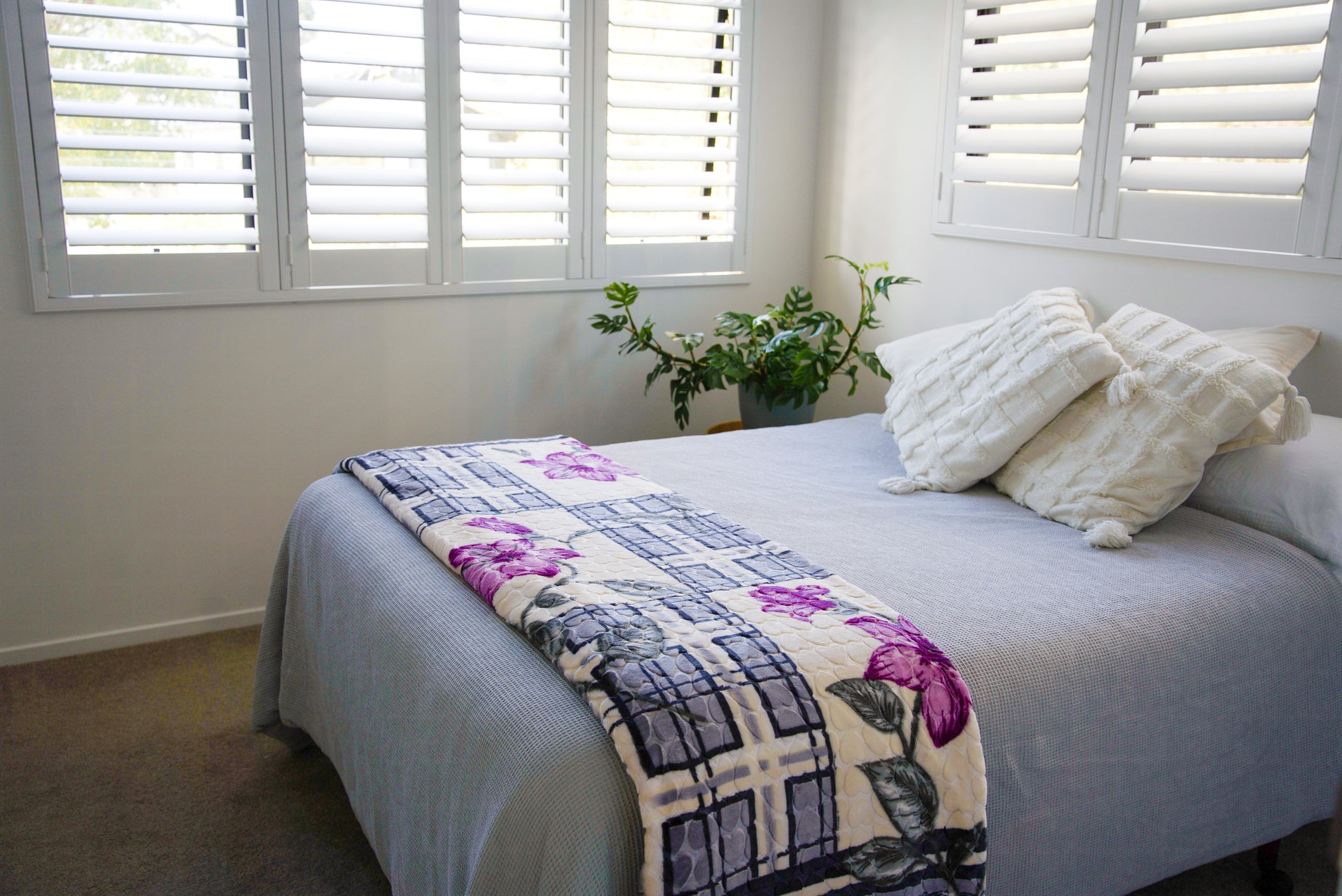 Gray Checks and Purple Florals - ‘Shadilon’ Mink Blanket (Double)