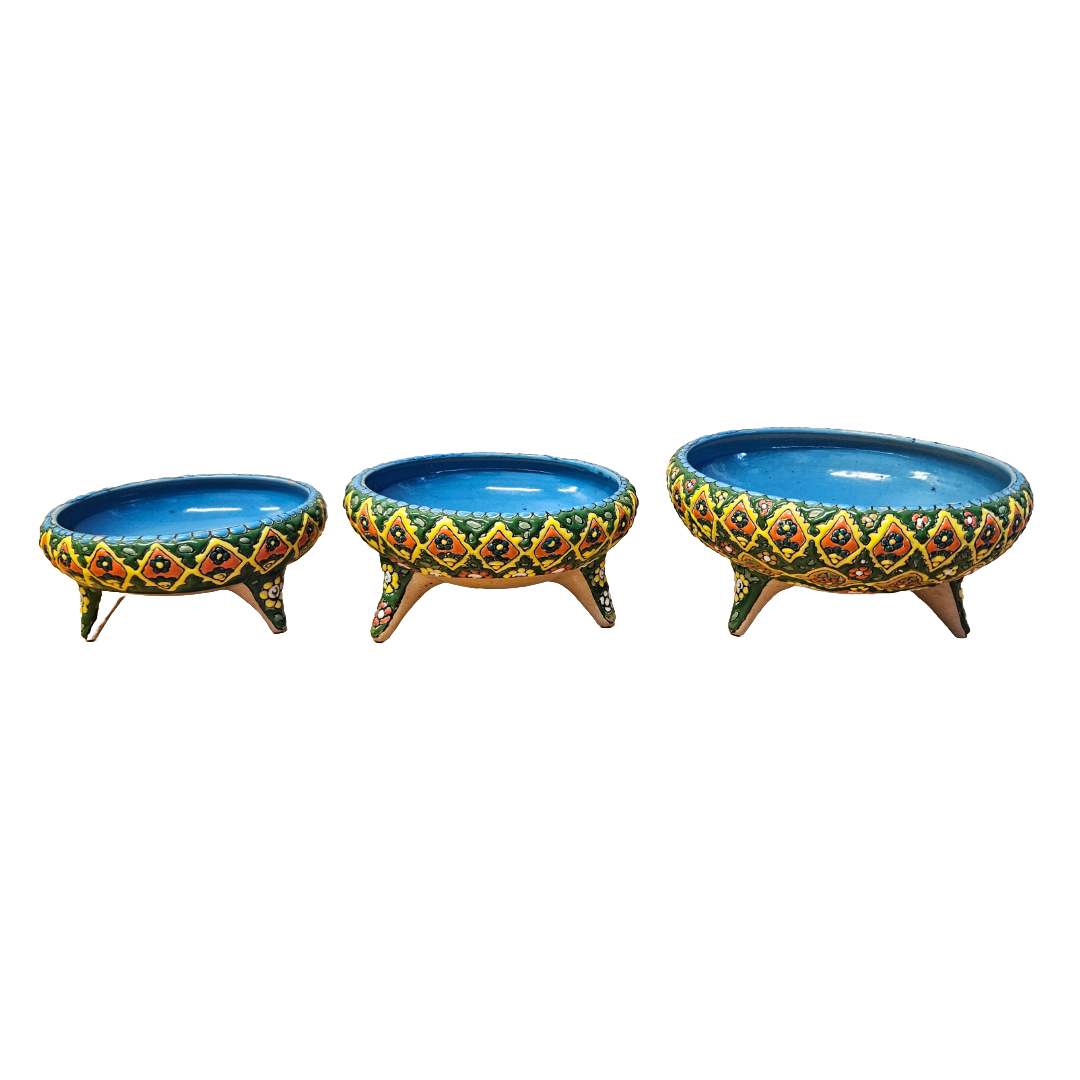 Set of three Tripod Bowls